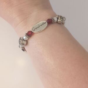744 Silver White and Red Beaded Silver Heart Charm Bracelet‎